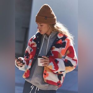 NWT $198  Free People Movement Hit The Slopes Printed Fleece Jacket  XS